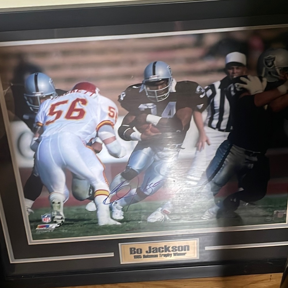16 x 20 bo jackson framed autograph with certificate of authenticity OBO